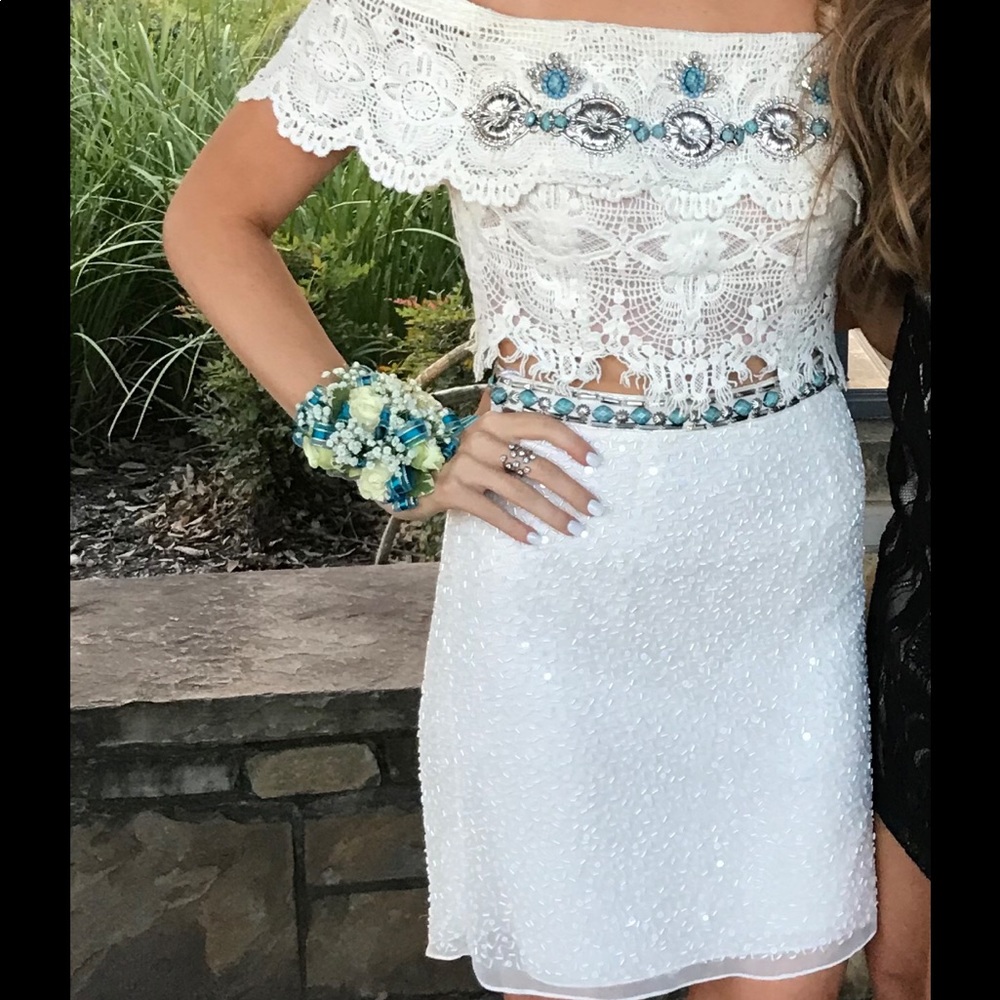 Sherri hill homecoming dress